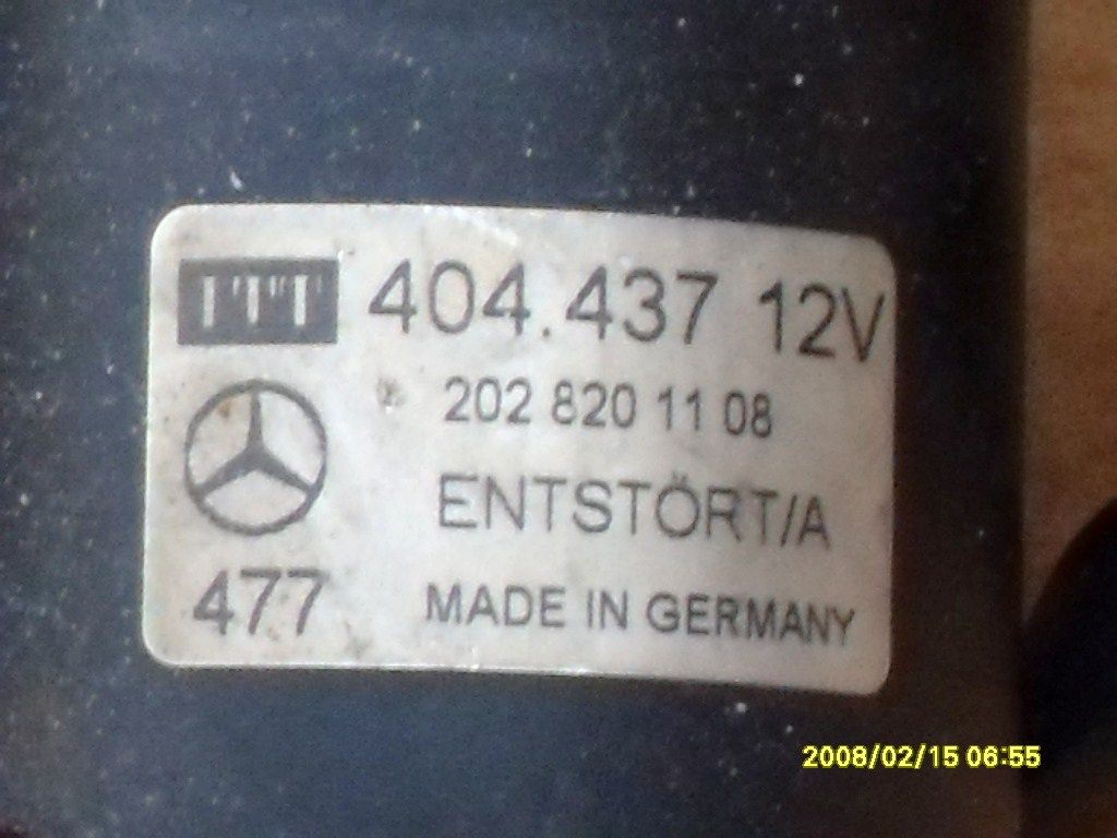 Mercedes Benz C Klasse W202 Wischermotor vorne. 202 820 11 08 EZ99